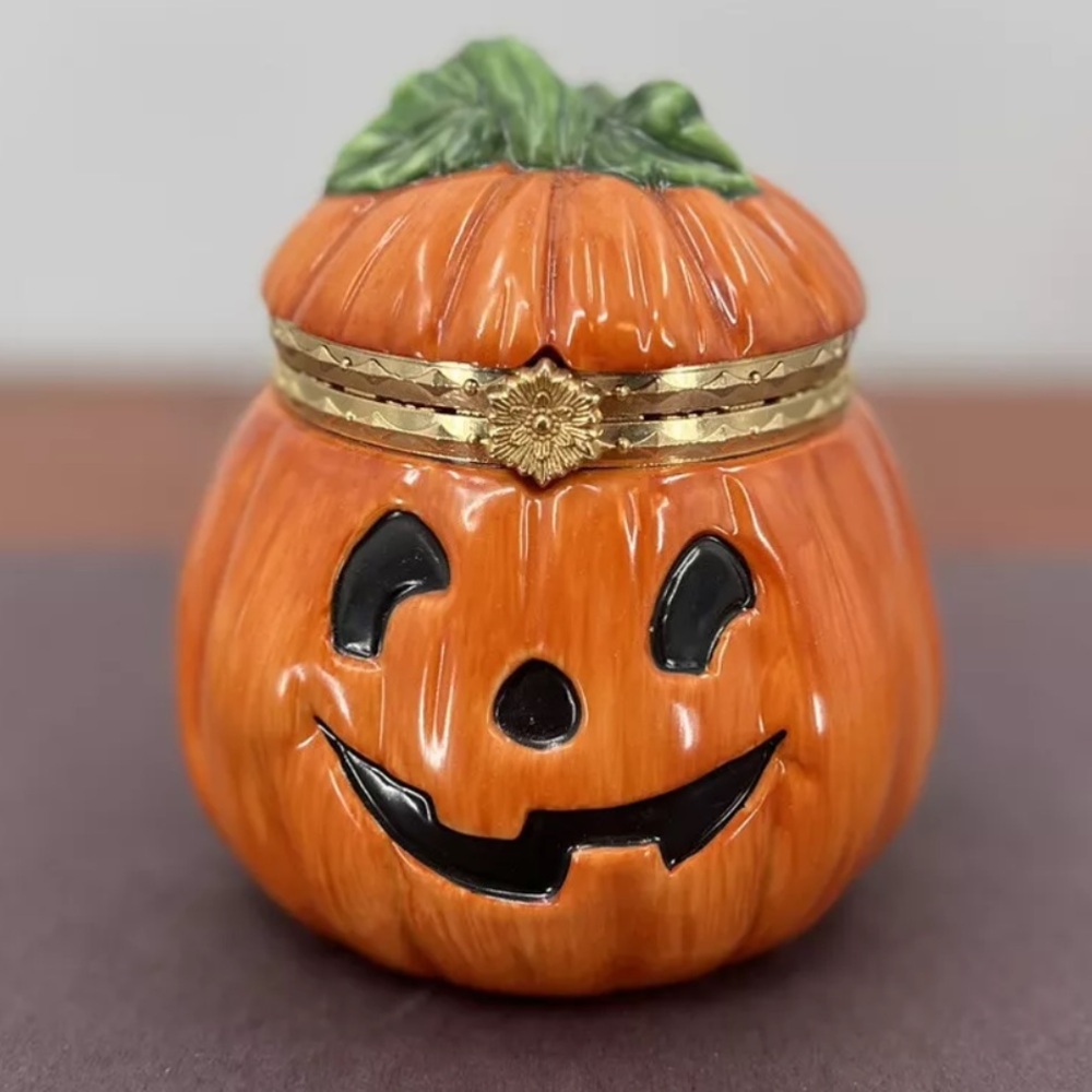 Hinged Trinket Box Halloween Jack O Lantern Collectable 5.5 X 5  Fun Silly Face